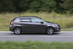 Peugeot 308 in Sixt CDMR