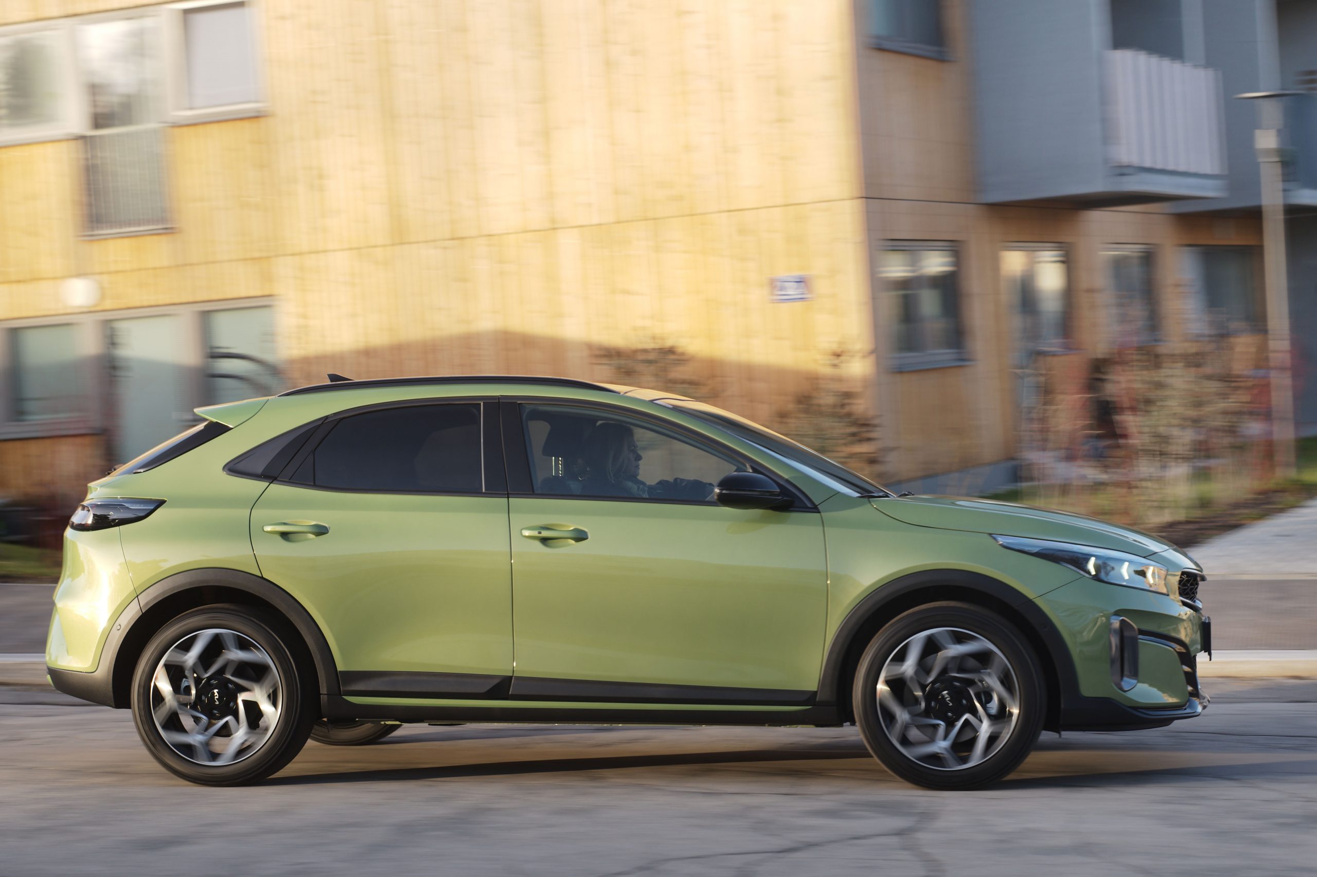 Kia XCeed in Hertz Gruppe M CDAR – kompakter Crossover-SUV mit Automatik