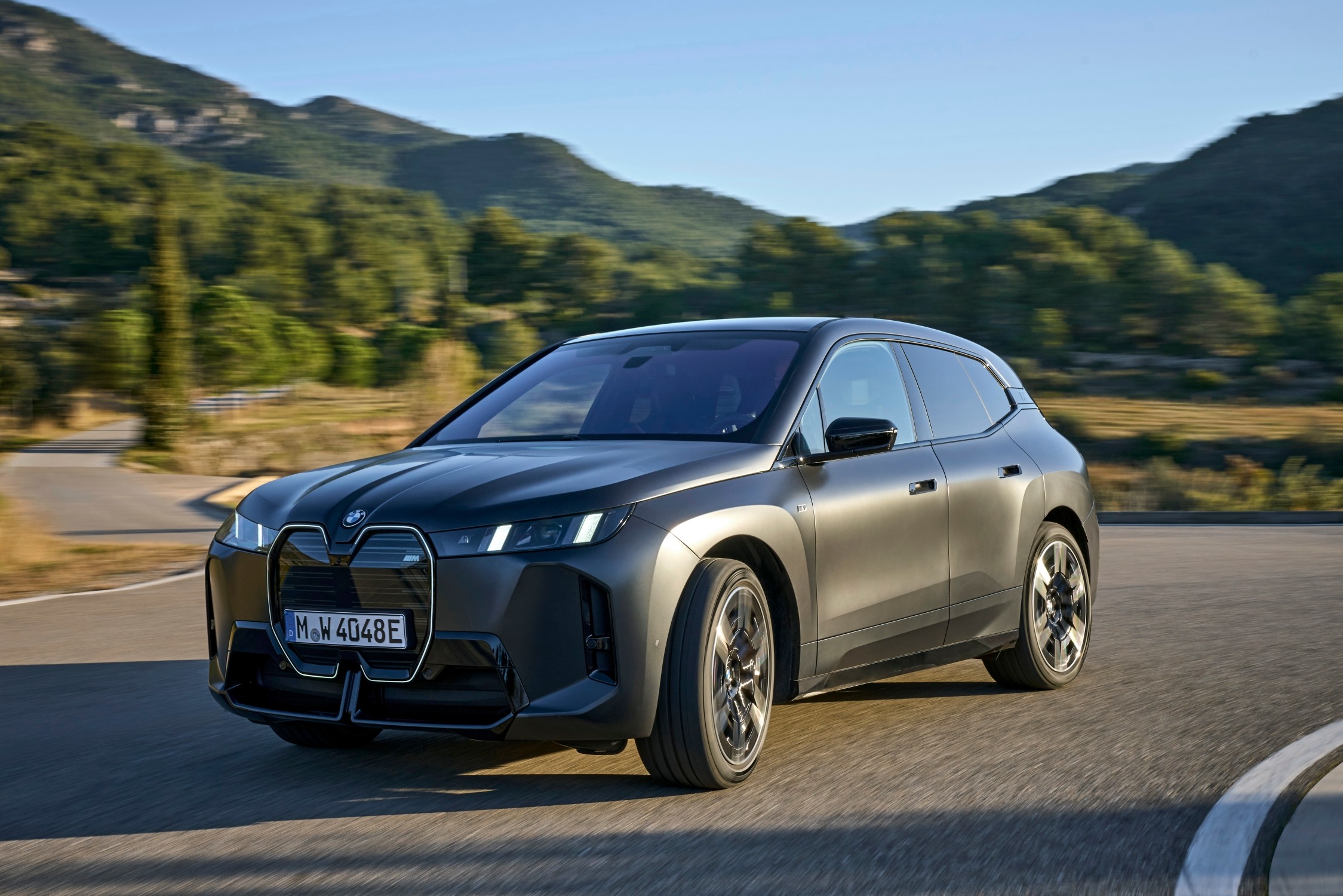 BMW iX M70 xDrive in der Sixt WFSE-Klasse – vollelektrisches Luxury Elite SUV mit Allradantrieb