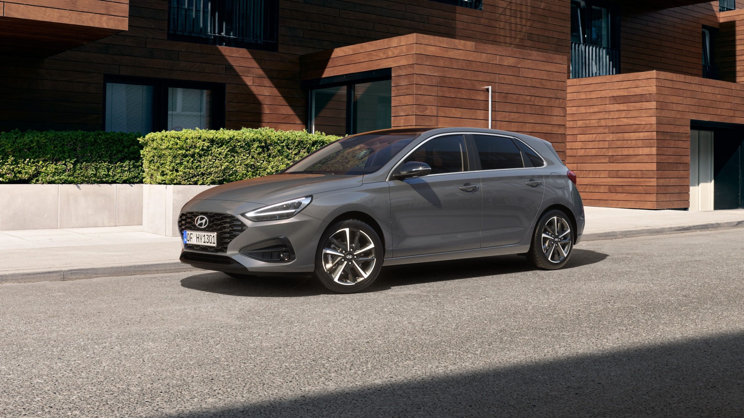 Hyundai i30 Hatchback als Mietwagen bei Europcar in der CXMR-Klasse